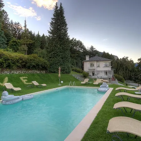 Sleeps 13 Pool Air Con Wifi Villa *