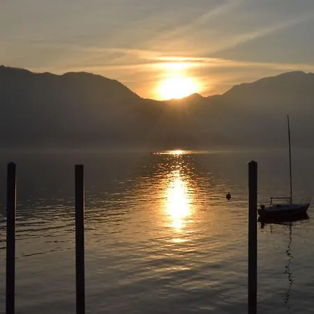 Sleeps 13 Pool Air Con Wifi Baveno