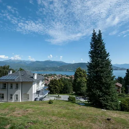 Sleeps 13 Pool Air Con Wifi *