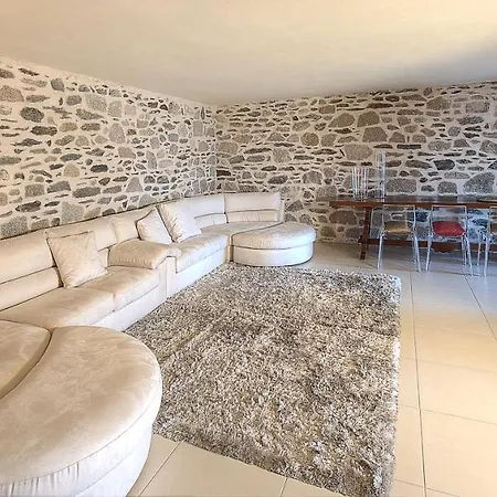Sleeps 13 Pool Air Con Wifi *
