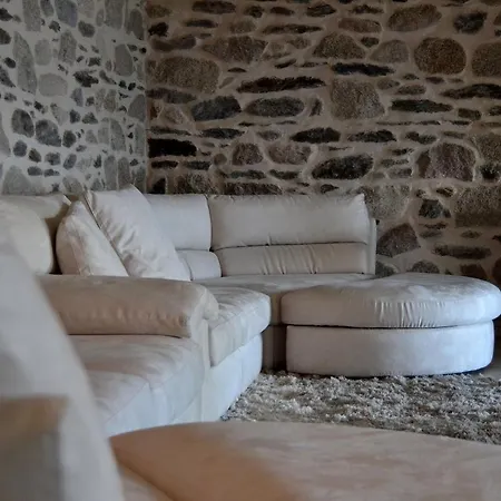 Sleeps 13 Pool Air Con Wifi *